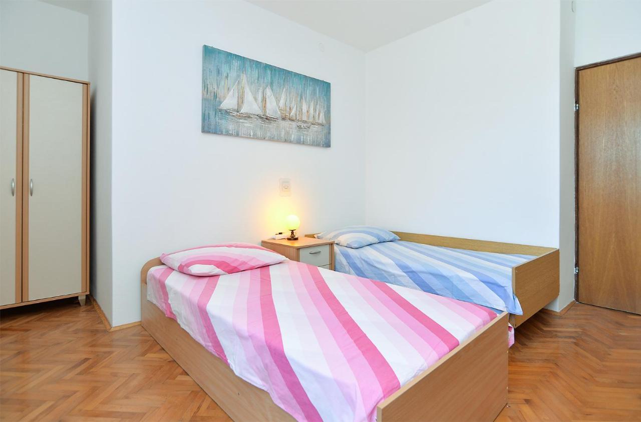Apartments Irena 531 Pula Luaran gambar