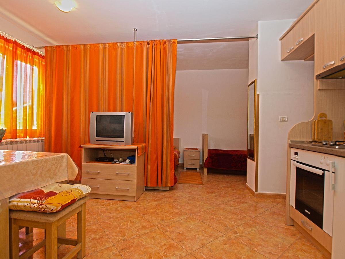 Apartments Irena 531 Pula Luaran gambar
